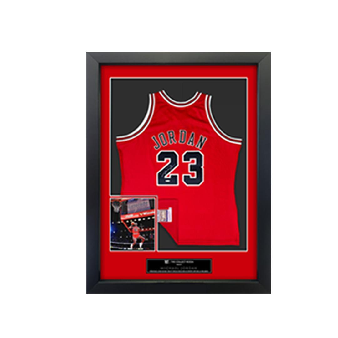 Michael Jordan - Personally Hand-Signed Chicago Bulls 1997-98 Away Jersey