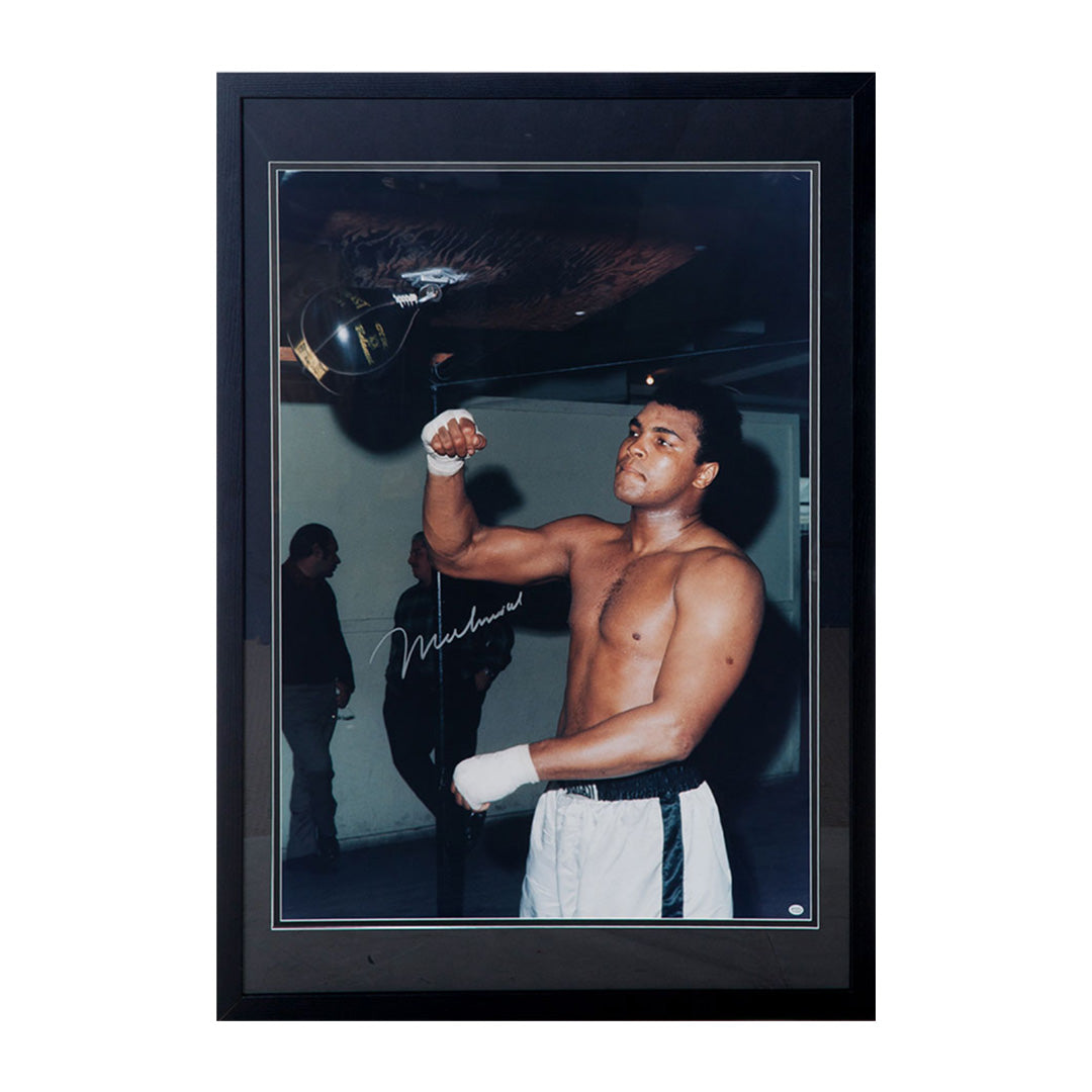 Muhammad Ali Signed 40×30 Photo